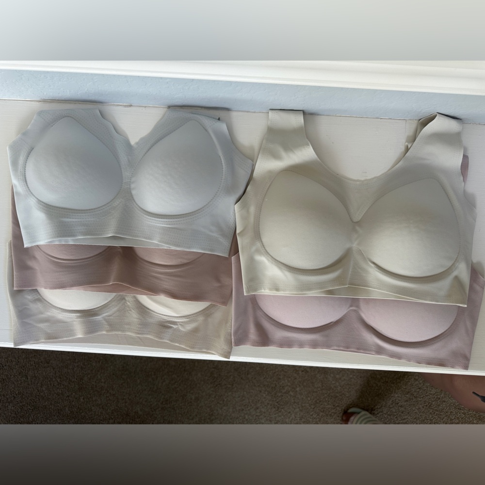 5 Sets of Seamless Nursing Bra, 34 C Medium Size